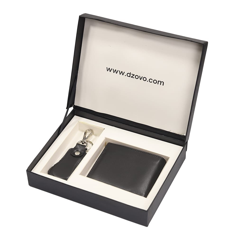 Handmade Leather 2 Piece Gift Set: Wallet Keychain