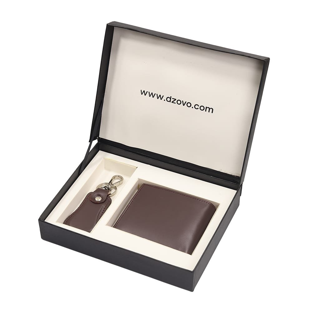 Handmade Leather 2 Piece Gift Set: Wallet Keychain