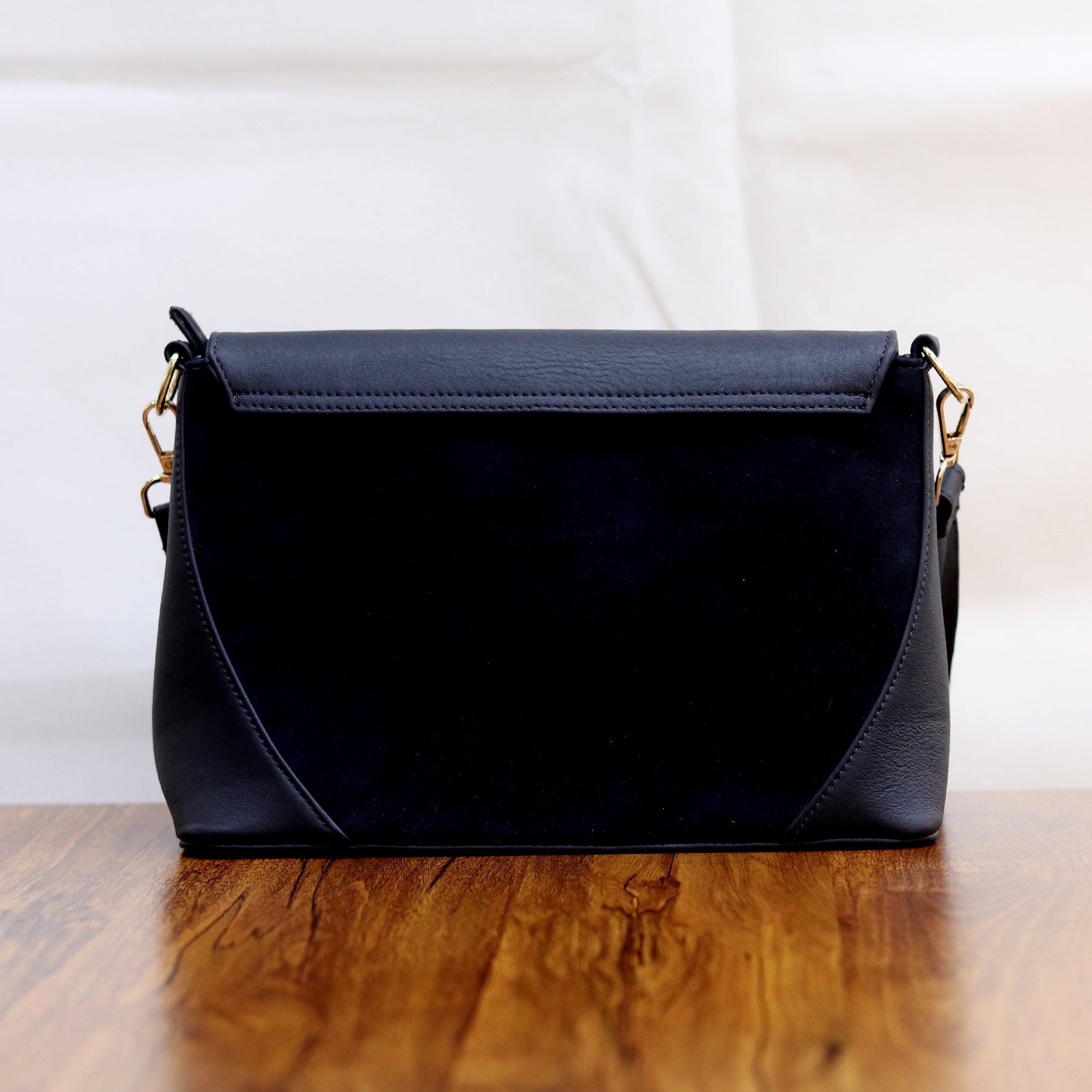 Classic Lock Flap Crossbody Leather Bag