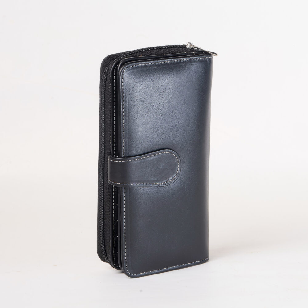 Crimson Clutch (Black) - Image 3