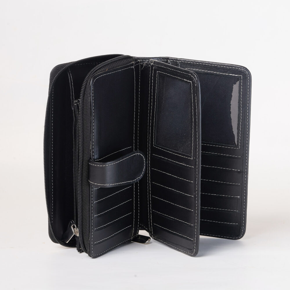 Crimson Clutch (Black) - Image 4
