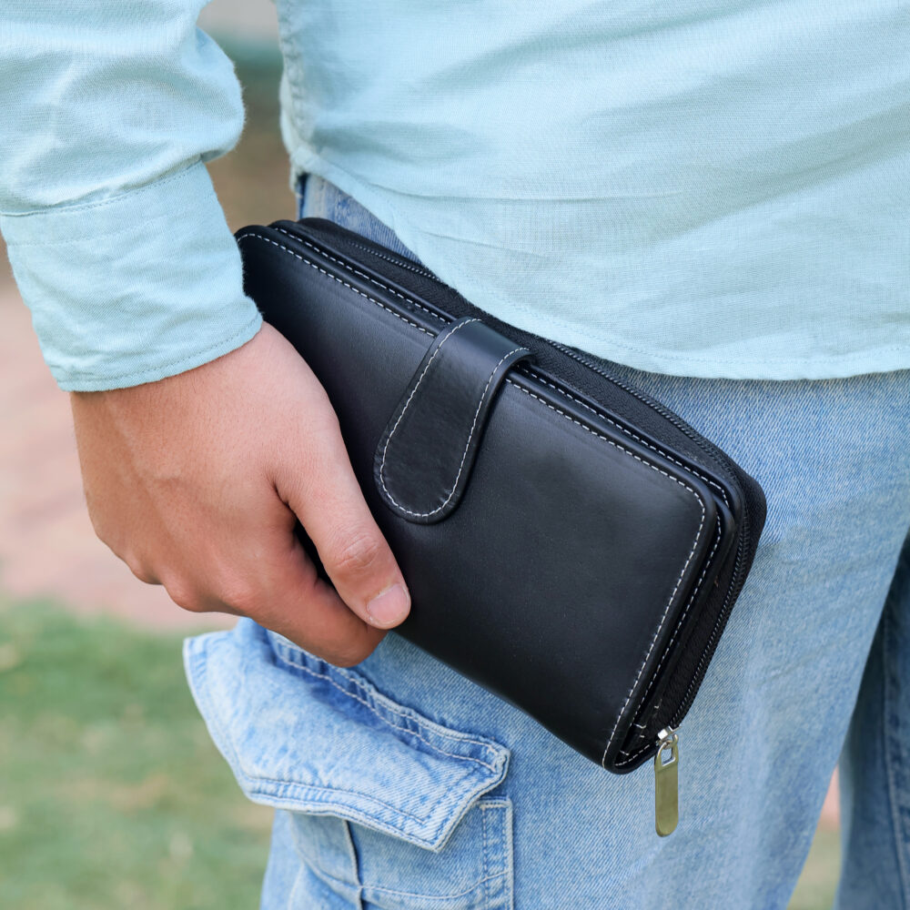 Crimson Clutch (Black) - Image 5
