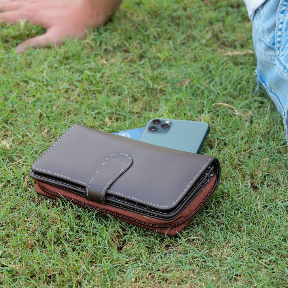 Crimson Clutch (Dark Brown) - Image 4